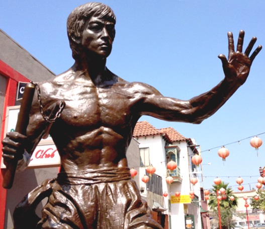 Estatua de Bruce Lee en Chinatown